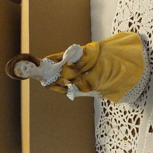Unique Royal Doulton Figurine Sandra